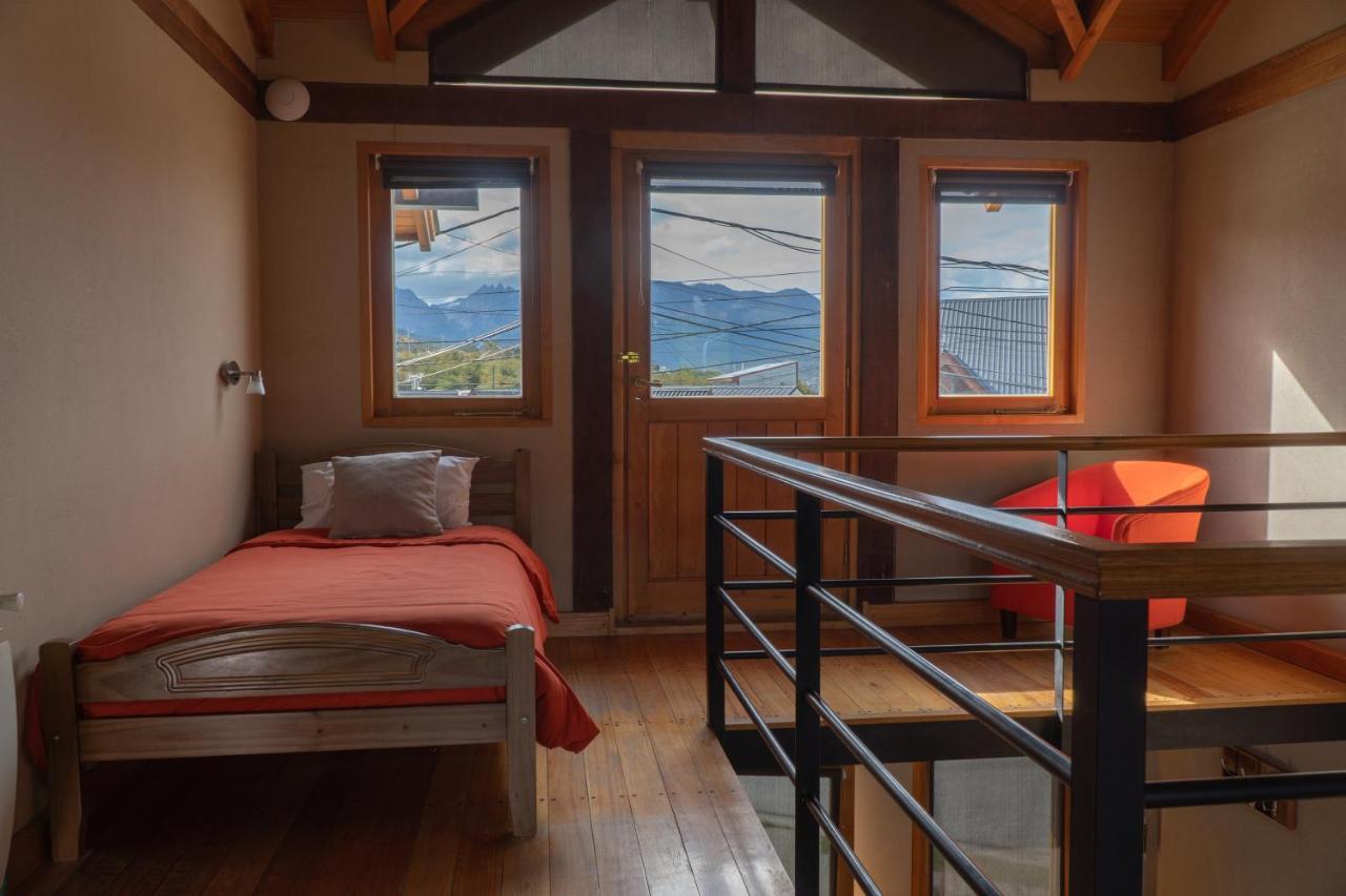 Aires Del Beagle Apartaments Ushuaia Esterno foto