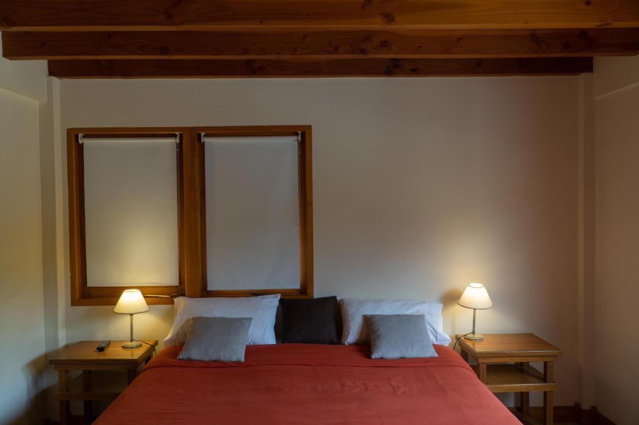 Aires Del Beagle Apartaments Ushuaia Esterno foto